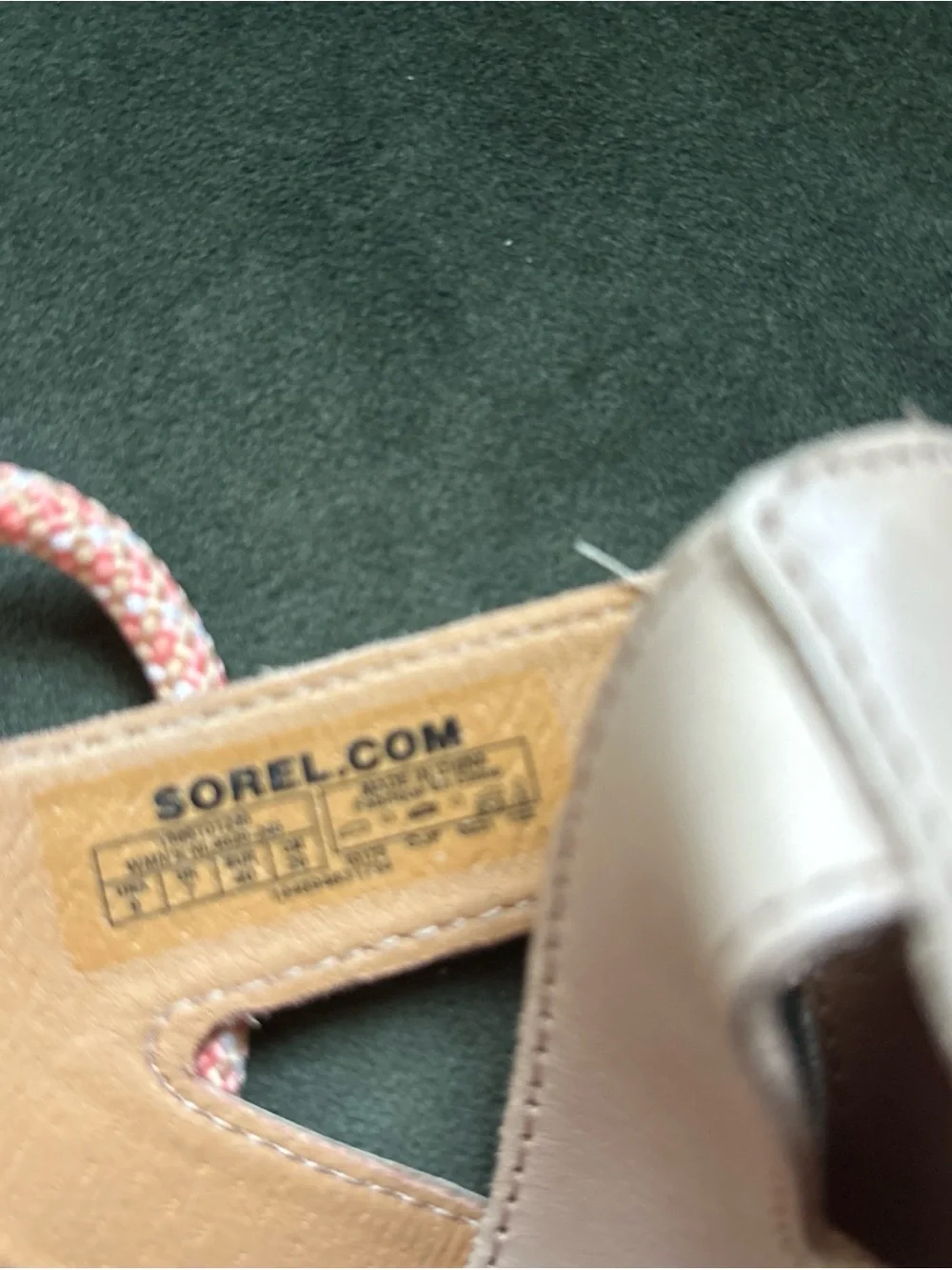 SOREL Womens 9 Cameron Platform Gladiator Sandal in Honest Beige/Gum NEW